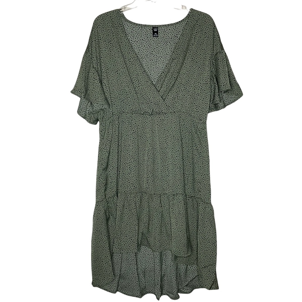 Shein Curve NWOT Green and Black Ditzy Print Faux Wrap Dress